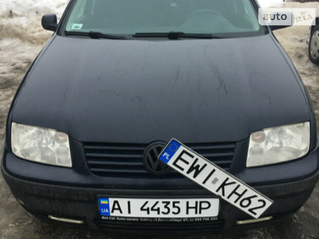 Фольксваген Бора 1999 року Volkswagen Bora 1999 року
