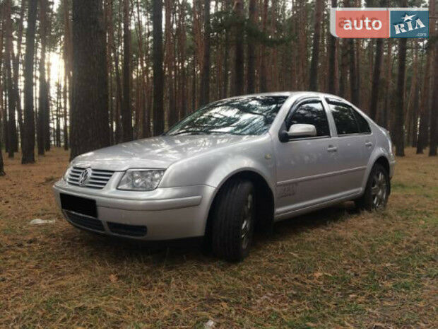 Фольксваген Бора 1999 року Volkswagen Bora 1999 року