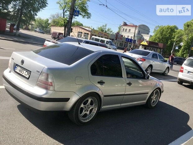 Volkswagen Bora 2002 року