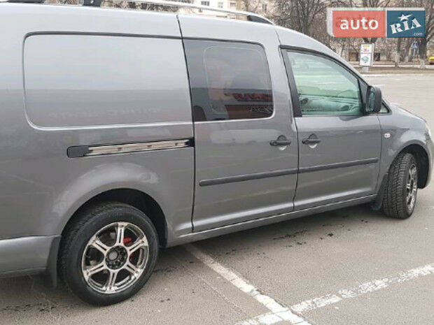 Volkswagen Caddy груз. 2012 года