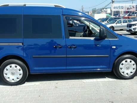 Volkswagen Caddy груз.-пасс. 2010 года