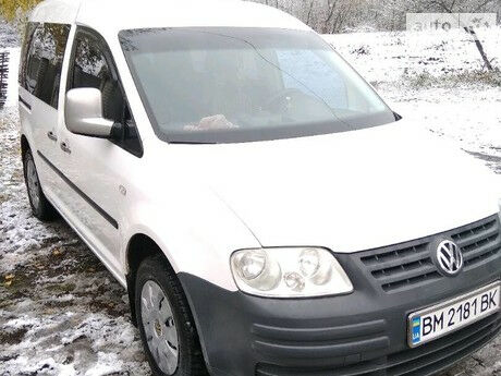 Volkswagen Caddy пасс. 2004 року