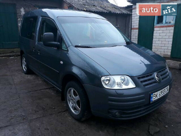 Volkswagen Caddy пасс. 2005 года