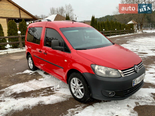 Фольксваген Кадди пасс. 2011 года Volkswagen Caddy пасс. 2011 года