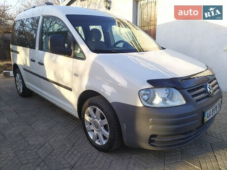 Volkswagen Caddy пасс. 2007 року