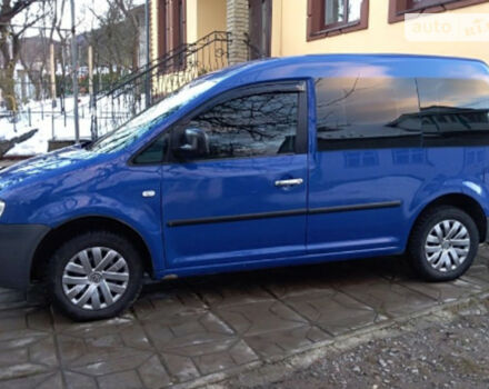 Volkswagen Caddy пасс. 2005 року