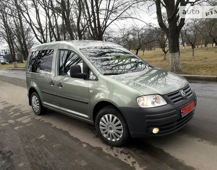 Volkswagen Caddy пасс. 2008 року