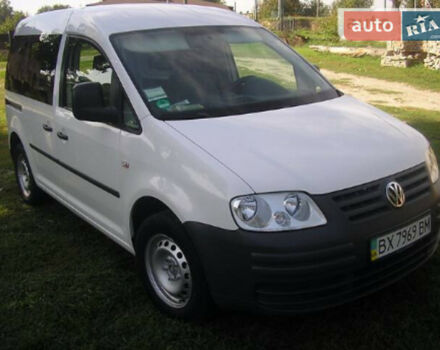 Volkswagen Caddy пасс. 2010 года