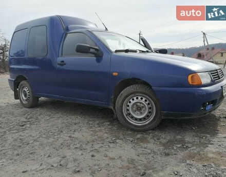 Volkswagen Caddy пасс. 2000 року