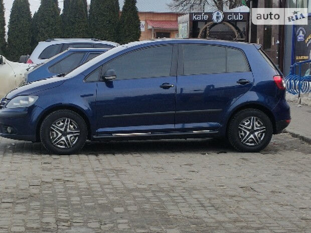 Фольксваген Гольф Плюс 2009 года Volkswagen Golf Plus 2009 года