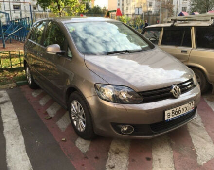 Volkswagen Golf Plus 2013 года - Фото 2 авто