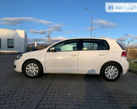 Volkswagen Golf VI 2010 года - Фото 2 авто