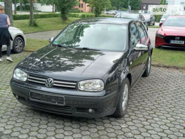 Volkswagen Golf 2002 года