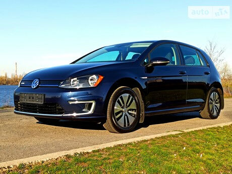 Volkswagen Golf 2016 року