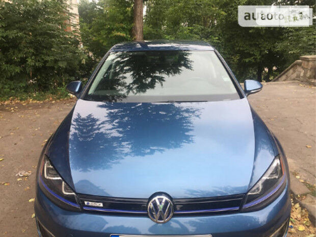 Volkswagen Golf 2015 года