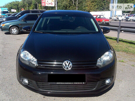 Volkswagen Golf 2011 року