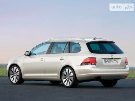 Volkswagen Golf 2013 року