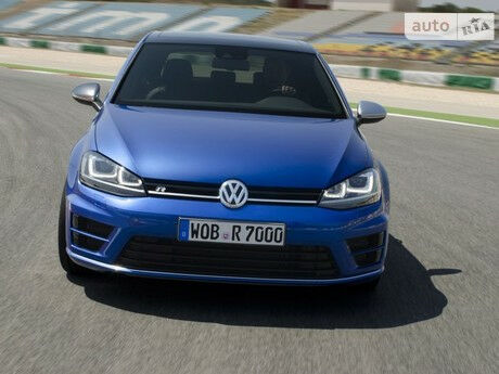 Фольксваген Гольф 1992 года Volkswagen Golf 1992 года