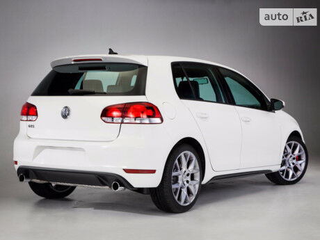 Фольксваген Гольф 2004 года Volkswagen Golf 2004 года
