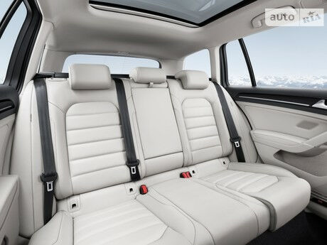 Фольксваген Гольф 2001 года Volkswagen Golf 2001 года