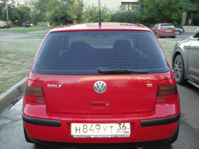Volkswagen Golf 2003 года