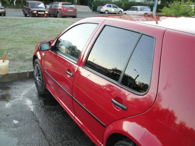 Volkswagen Golf 2003 года