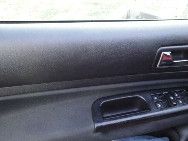 Volkswagen Golf 2003 года