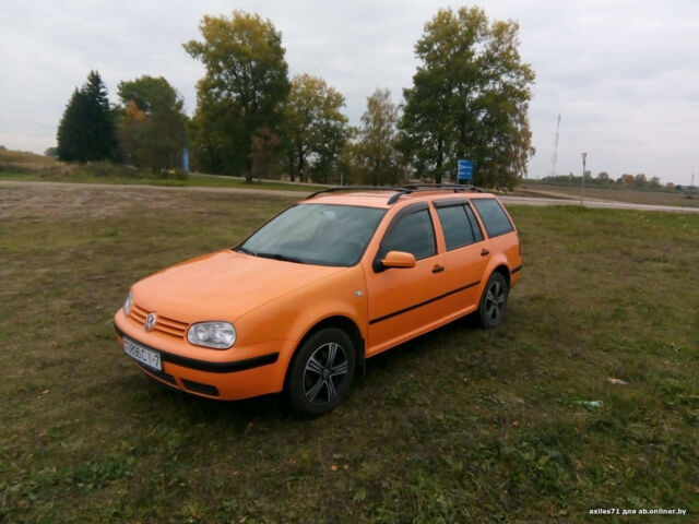 Volkswagen Golf 2001 року