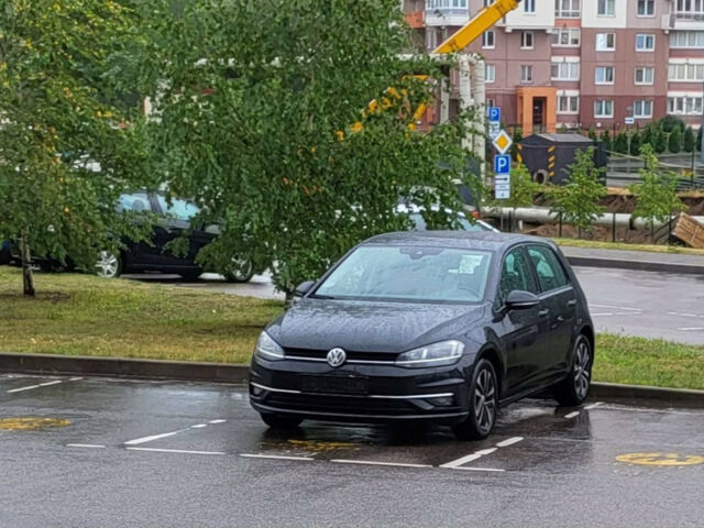 Volkswagen Golf 2019 року