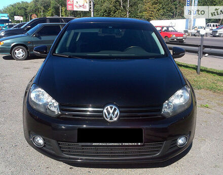 Volkswagen Golf 2011 року