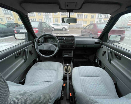 Volkswagen Golf 1988 года - Фото 5 авто