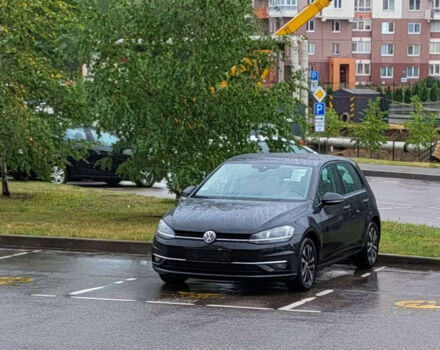 Volkswagen Golf 2019 року