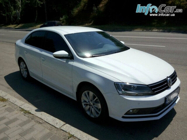 Volkswagen Jetta 2016 года