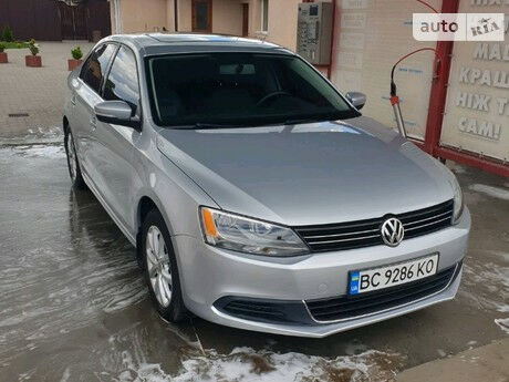 Volkswagen Jetta 2012 року