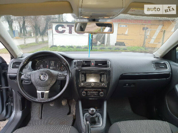 Volkswagen Jetta 2011 года