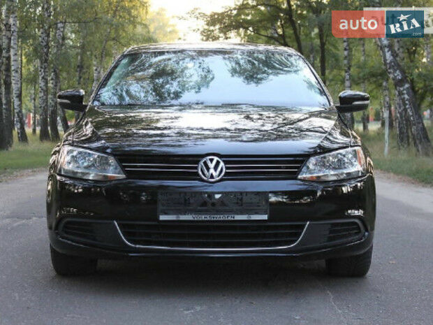 Фольксваген Джетта 2013 года Volkswagen Jetta 2013 года