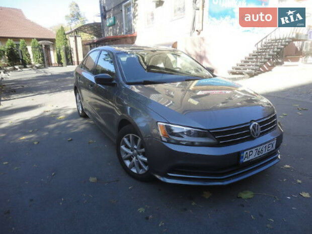 Volkswagen Jetta 2015 року