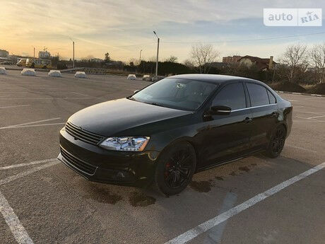 Volkswagen Jetta 2013 року