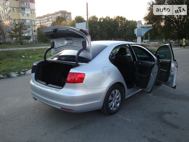 Volkswagen Jetta 2013 года