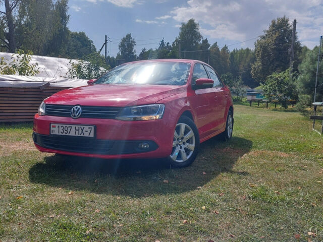 Volkswagen Jetta 2012 года