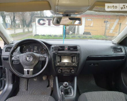 Volkswagen Jetta 2011 года