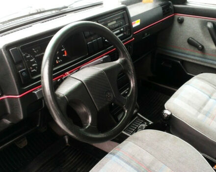 Volkswagen Jetta 1990 года - Фото 4 авто