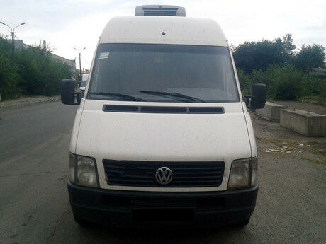 Фольксваген ЛТ 2004 року Volkswagen LT 2004 року