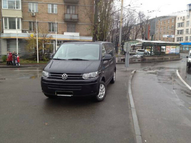 Volkswagen Multivan 2012 року