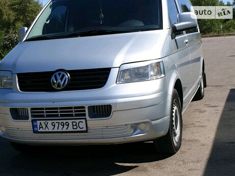Volkswagen Multivan 2008 года
