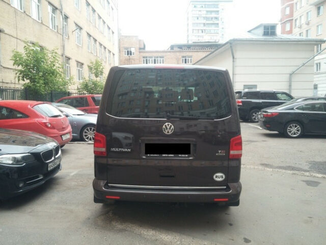 Volkswagen Multivan 2012 року