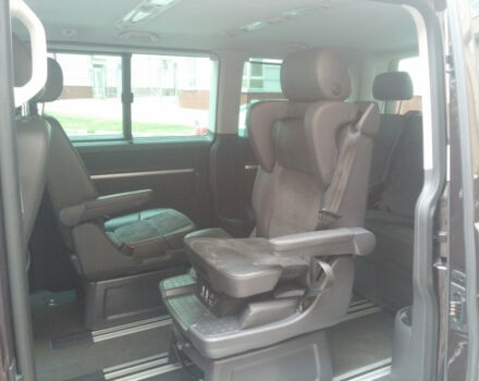 Volkswagen Multivan 2012 года - Фото 7 авто