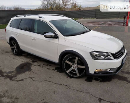 Volkswagen Passat Alltrack 2012 року