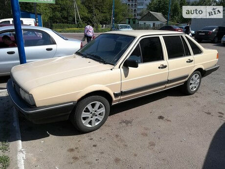 Volkswagen Passat B2 1986 року