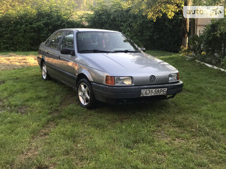 Volkswagen Passat B3 1993 года